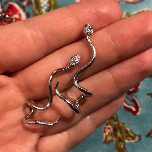 Kendra Scott Snake Earrings 2025